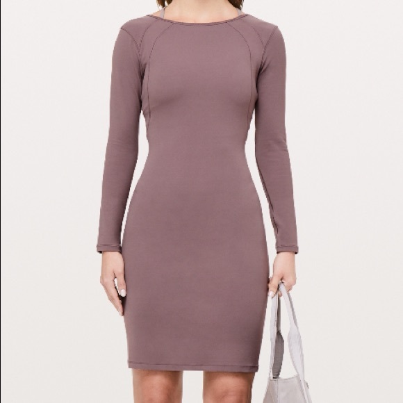 ➕ NWT lululemon contour dress Nulu antique bark - Picture 2 of 8